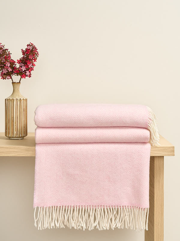 Soft Wool Cashmere Blanket in Pink