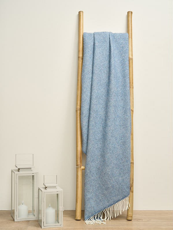 Wool Cashmere Throw in Denim Cream