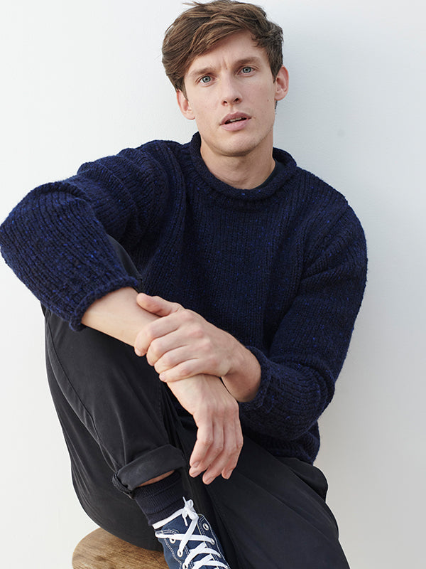 Irish tweed wool donegal roll neck sweater#color_navy