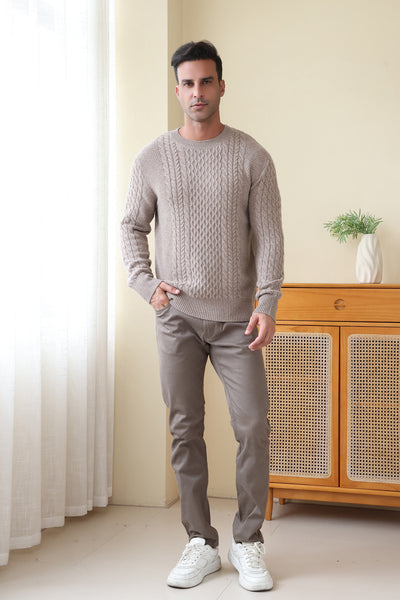 Man wearing a luxurious Aran Cashmere Sweater by Inis Aran Ireland#color_light-smoke