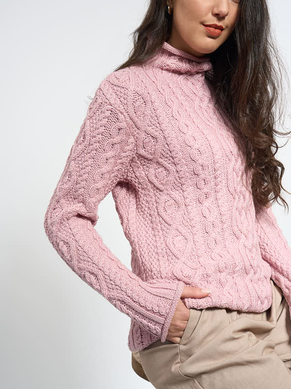 ladies turtleneck in soft wool#color_pink$women