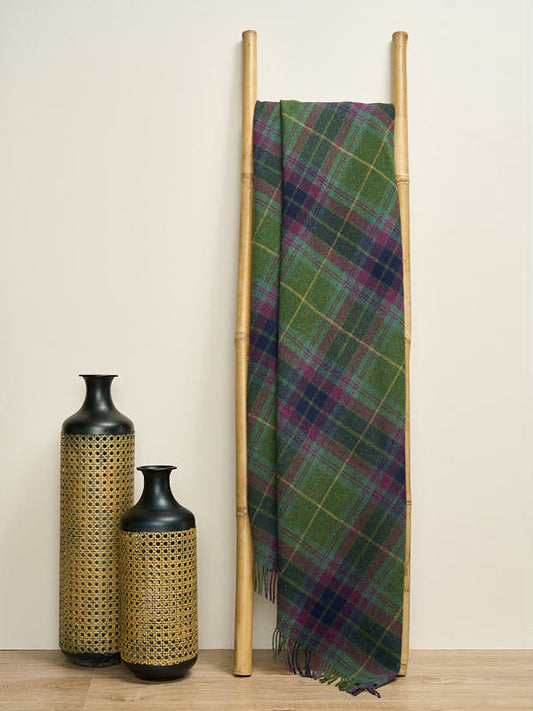 Lambswool Throw in Green Heather Plaid