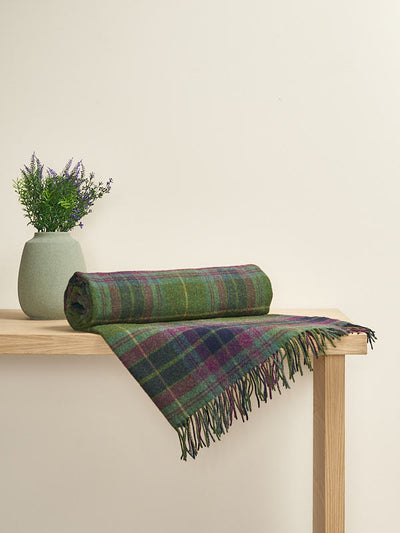 Lambswool Throw in Green Heather Plaid