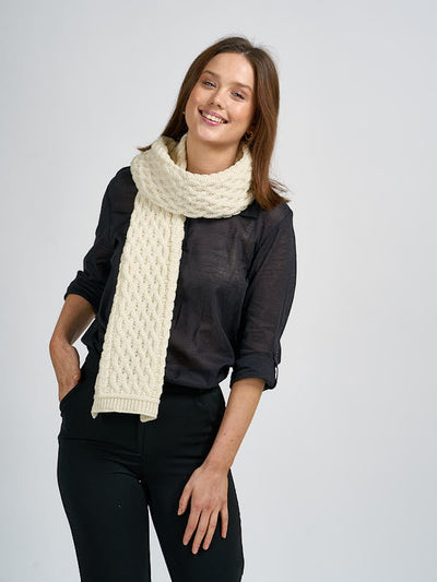Aran Knit wool beanie hat & scarf set#color_natural$women
