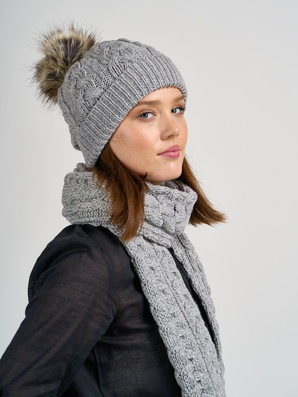 Aran Knit Wool Pom Pom Hat#color_grey$women